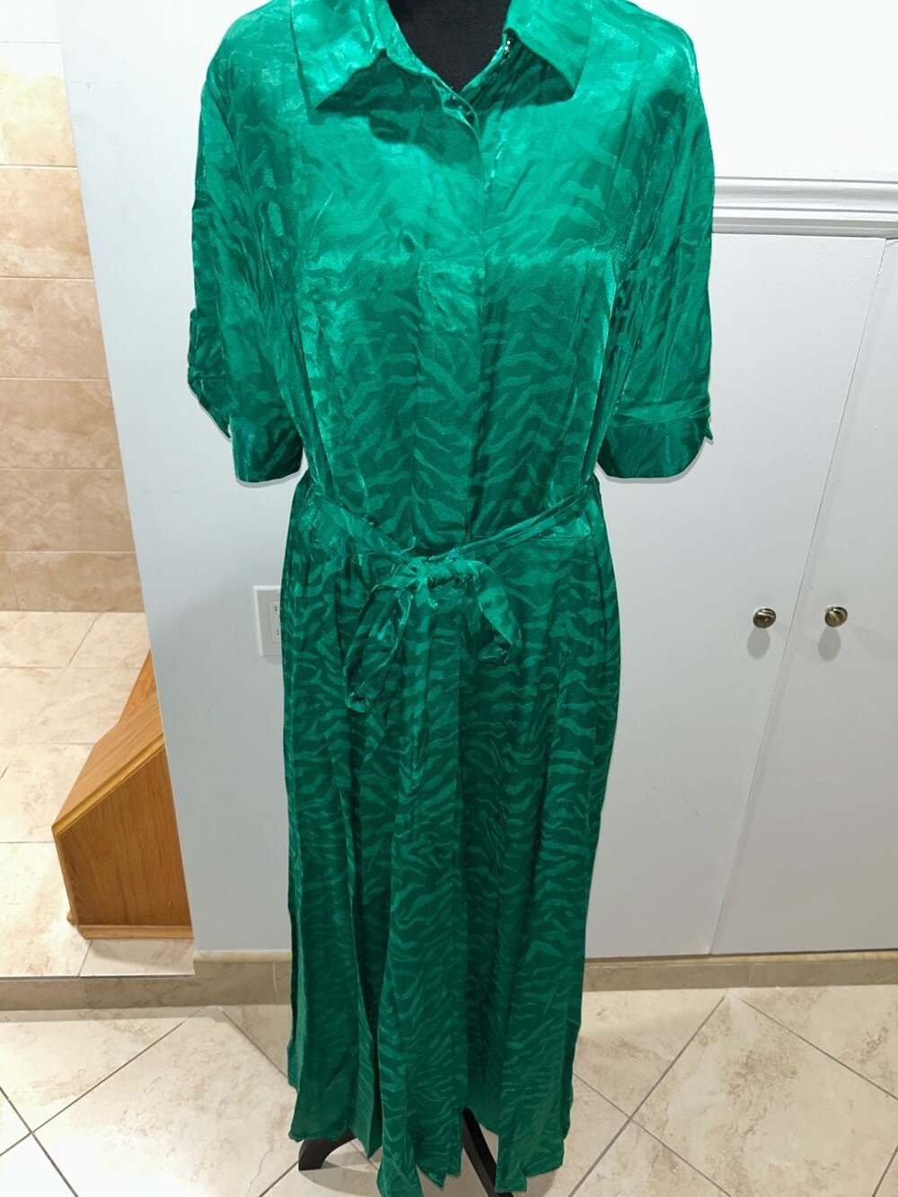 Calvin Klein Green Jacquard Zebra Print Button-Up Shirt Dress with Tie Sleeves